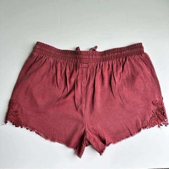 Knox Rose Burgundy High Waist Paperbag Shorts L - Picture 6 of 9